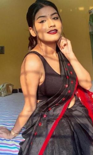 Mature Ladies Seeking For Men In Munshi Pulia At Munshi Pulia at Radisson Hotel Lucknow
